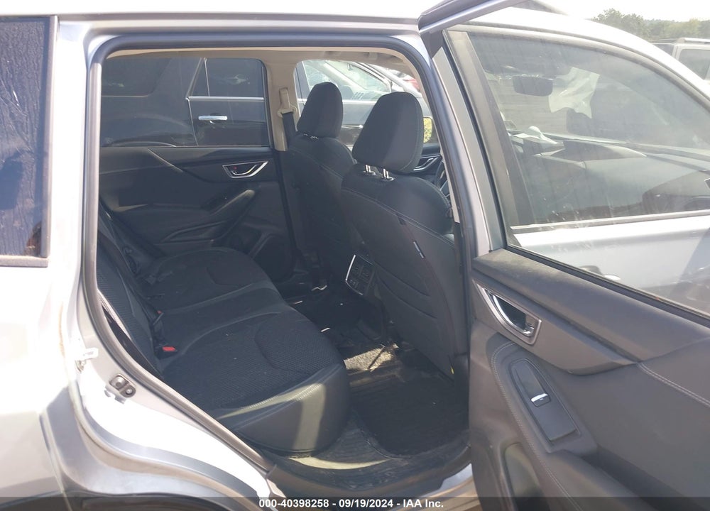 2019 SUBARU FORESTER PREMIUM VIN: JF2SKAGC5KH590582