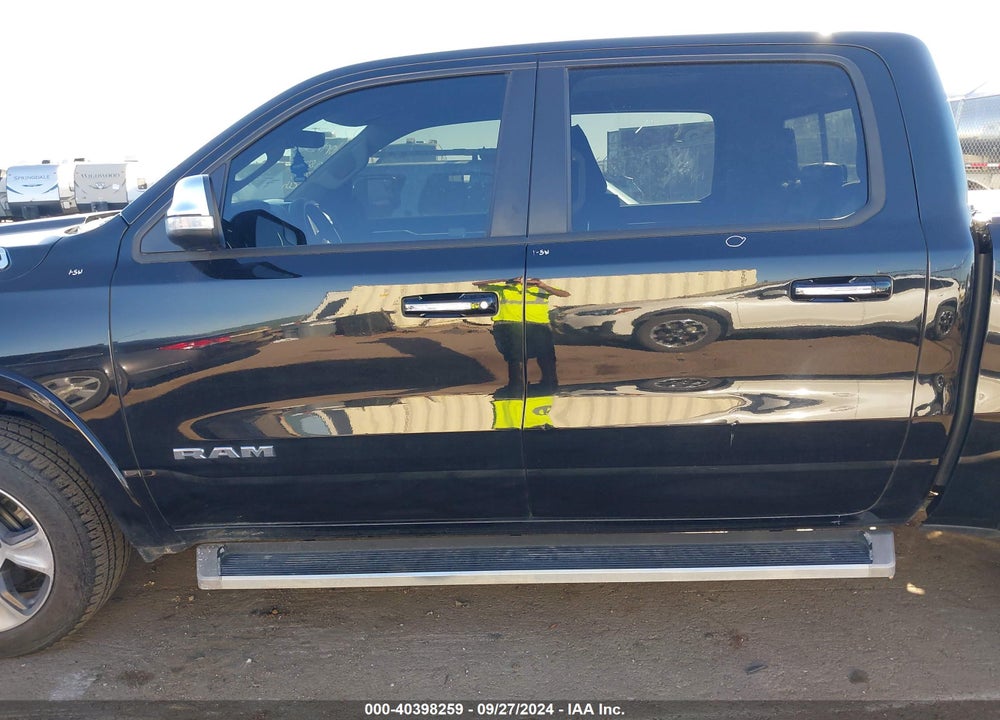 2020 RAM 1500 LAIE  4X4 5'7 BOX VIN: 1C6SRFJT4LN181449