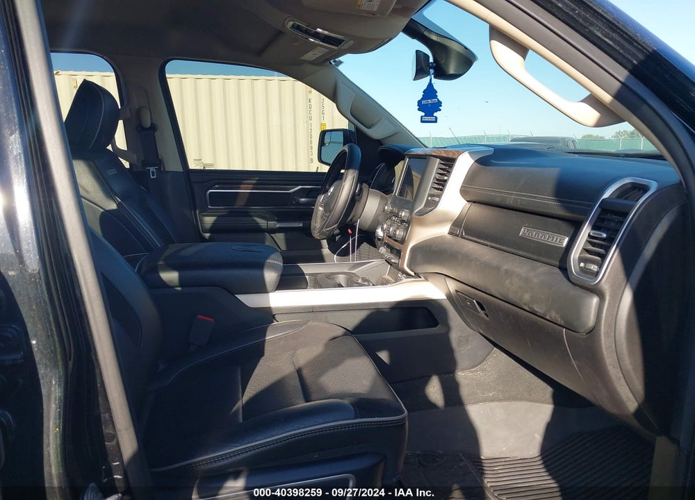 2020 RAM 1500 LAIE  4X4 5'7 BOX VIN: 1C6SRFJT4LN181449