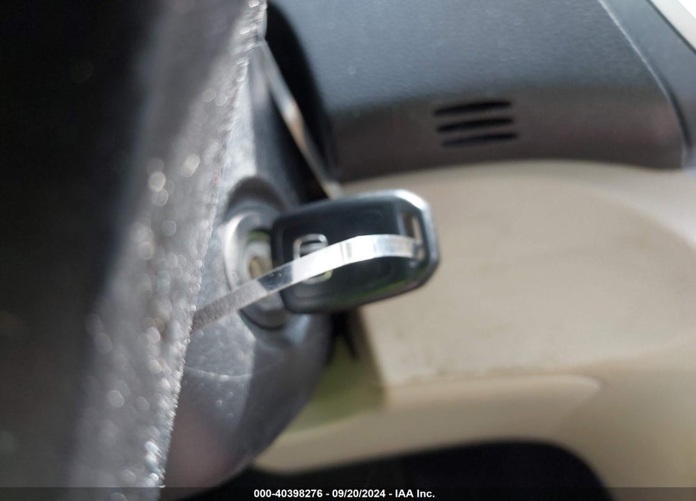 2015 HONDA ACCORD LX VIN: 1HGCR2F33FA064750
