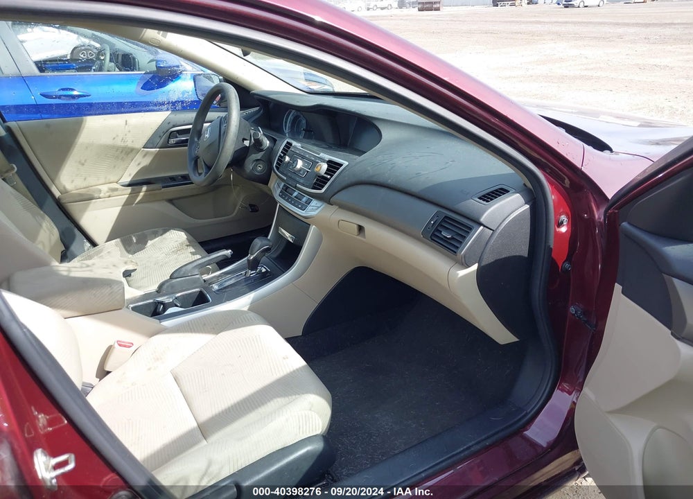 2015 HONDA ACCORD LX VIN: 1HGCR2F33FA064750