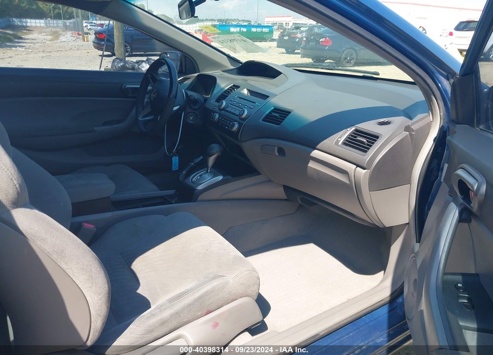 2010 HONDA CIVIC LX VIN: 2HGFG1B69AH516109