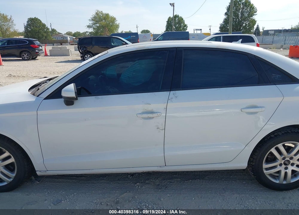 2017 AUDI A3 2.0T PREMIUM VIN: WAUB8GFF4H1043118