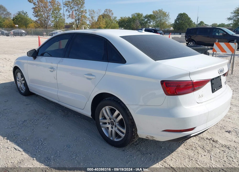 2017 AUDI A3 2.0T PREMIUM VIN: WAUB8GFF4H1043118
