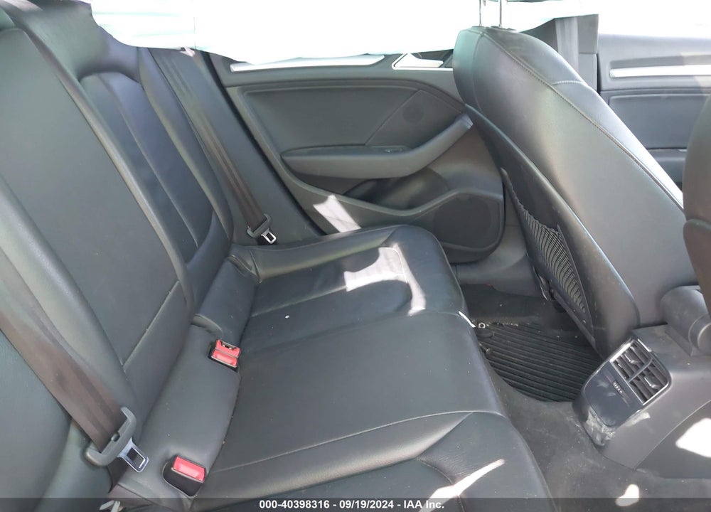 2017 AUDI A3 2.0T PREMIUM VIN: WAUB8GFF4H1043118