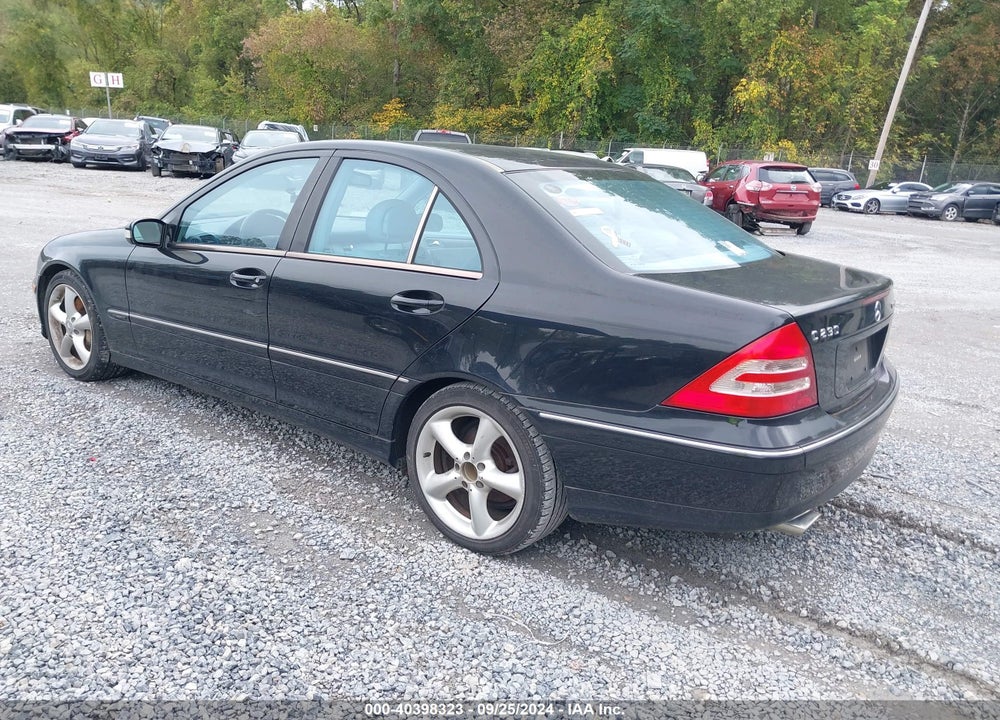 2004 MERCEDES-BENZ C 230 KOMPRESSOR SPORT/SPORT VIN: WDBRF40J04A617452