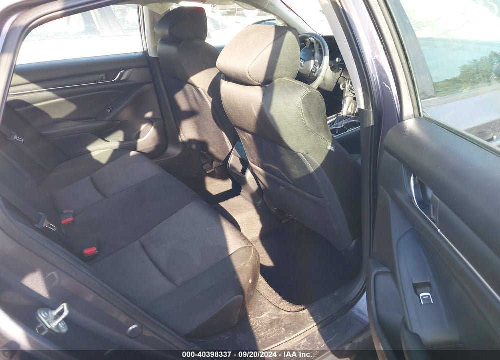2019 HONDA ACCORD VIN: 1HGCV1F14KA174690