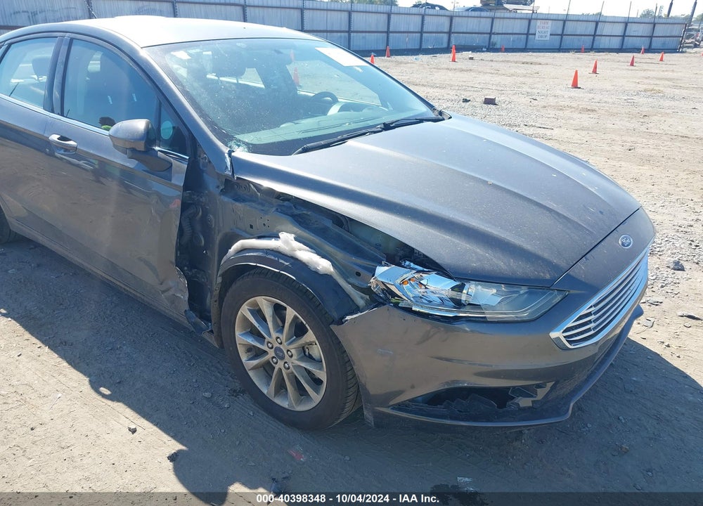 2017 FORD FUSION SE VIN: 3FA6P0H77HR383315