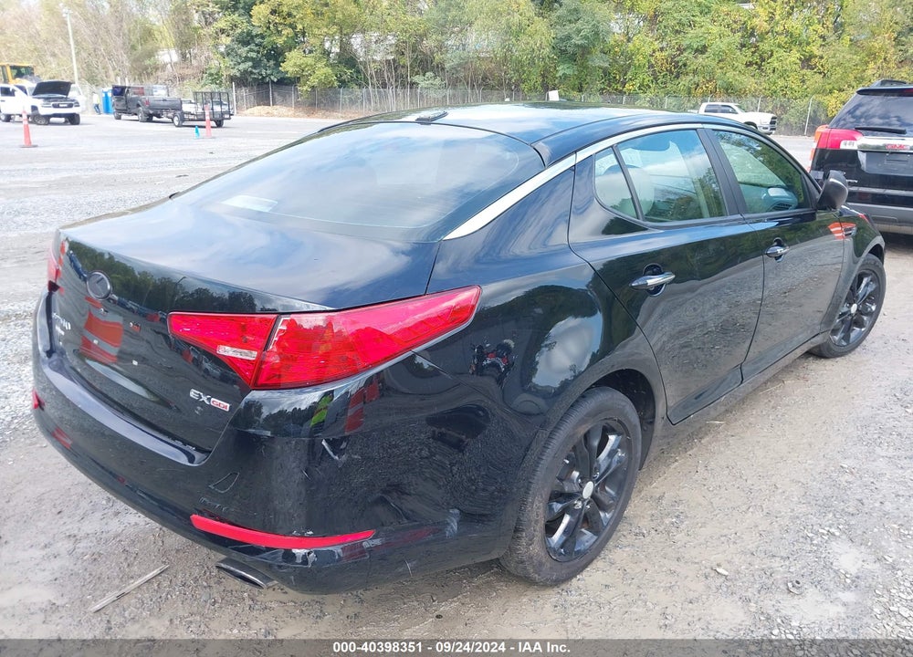 2013 KIA OPTIMA EX VIN: 5XXGN4A75DG182012