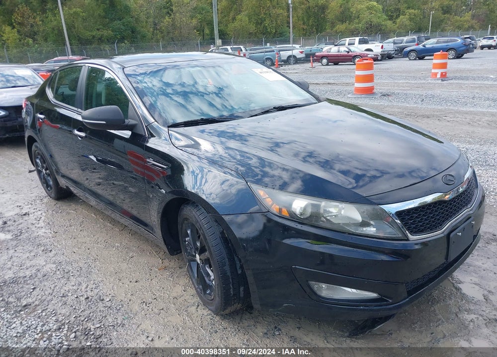 2013 KIA OPTIMA EX VIN: 5XXGN4A75DG182012