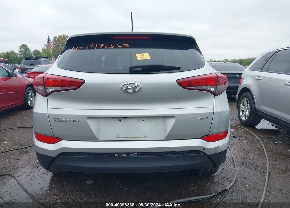 2017 HYUNDAI TUCSON SE VIN: KM8J3CA40HU418430