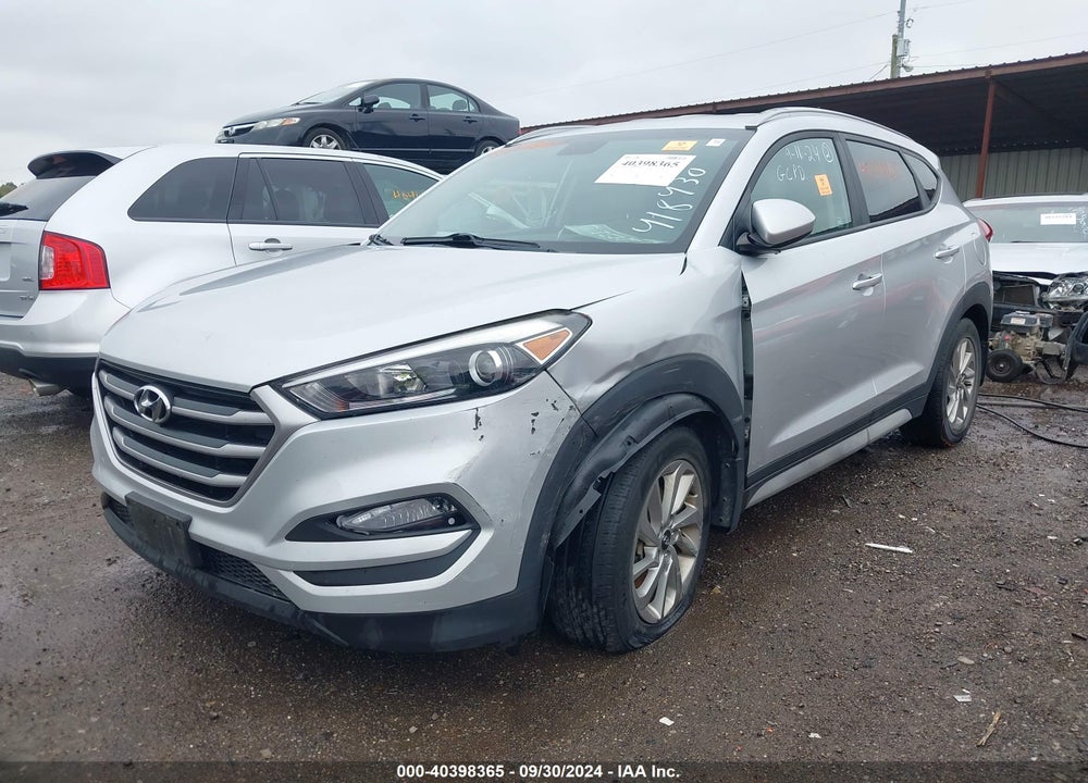 2017 HYUNDAI TUCSON SE VIN: KM8J3CA40HU418430