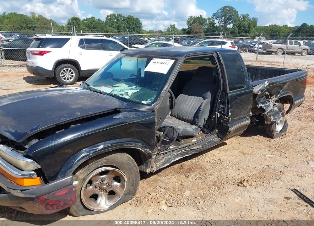 1999 CHEVROLET S-10 LS VIN: 1GCCS19X5X8120076