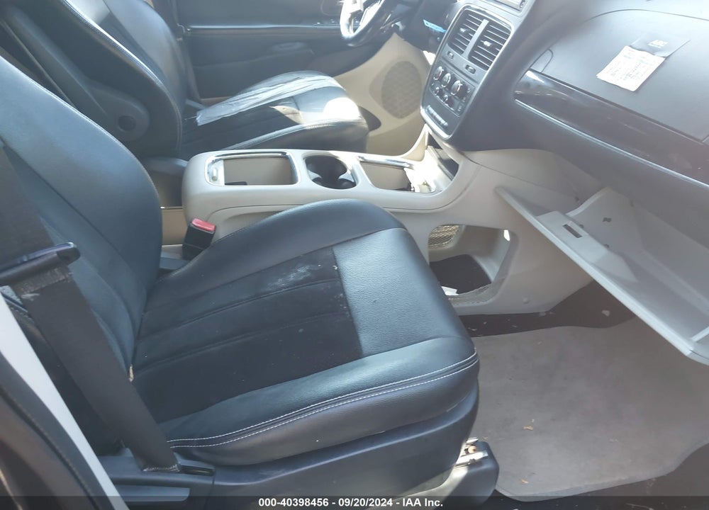 2018 DODGE GRAND CARAVAN SXT VIN: 2C4RDGCG9JR215543