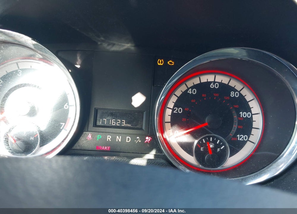 2018 DODGE GRAND CARAVAN SXT VIN: 2C4RDGCG9JR215543