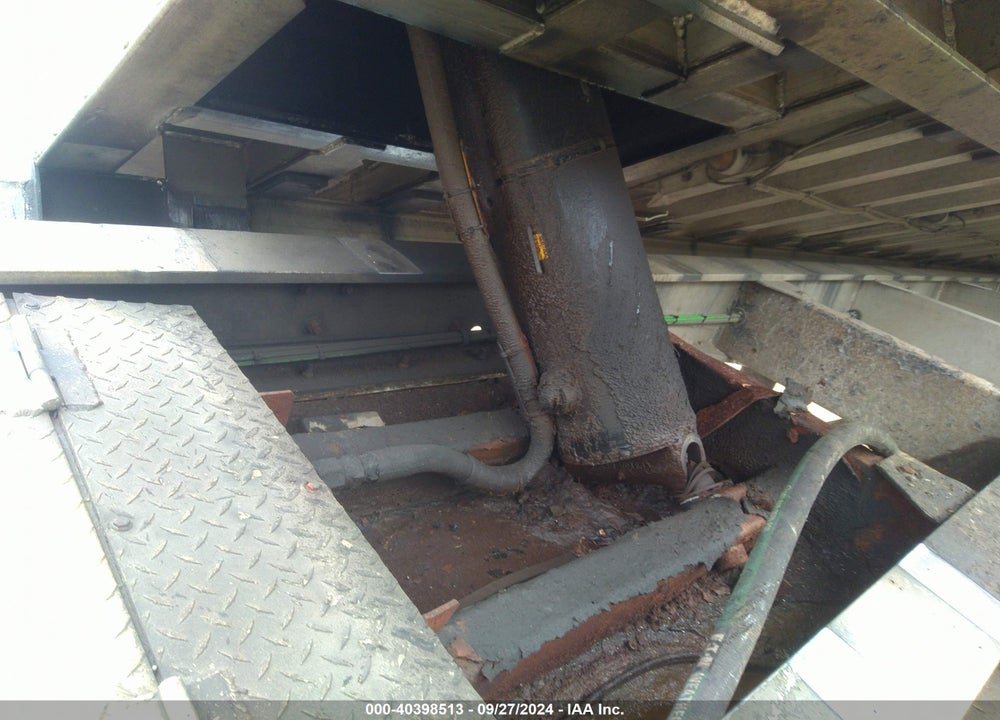 2007 EAST MANUFACTURING DUMP VIN: 1E1D2S3857RM41334