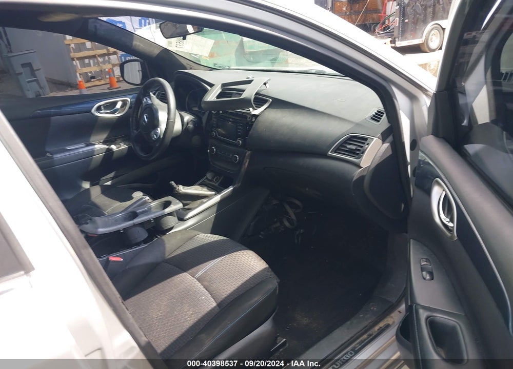 2017 NISSAN SENTRA SR TURBO VIN: 3N1CB7AP7HY228979