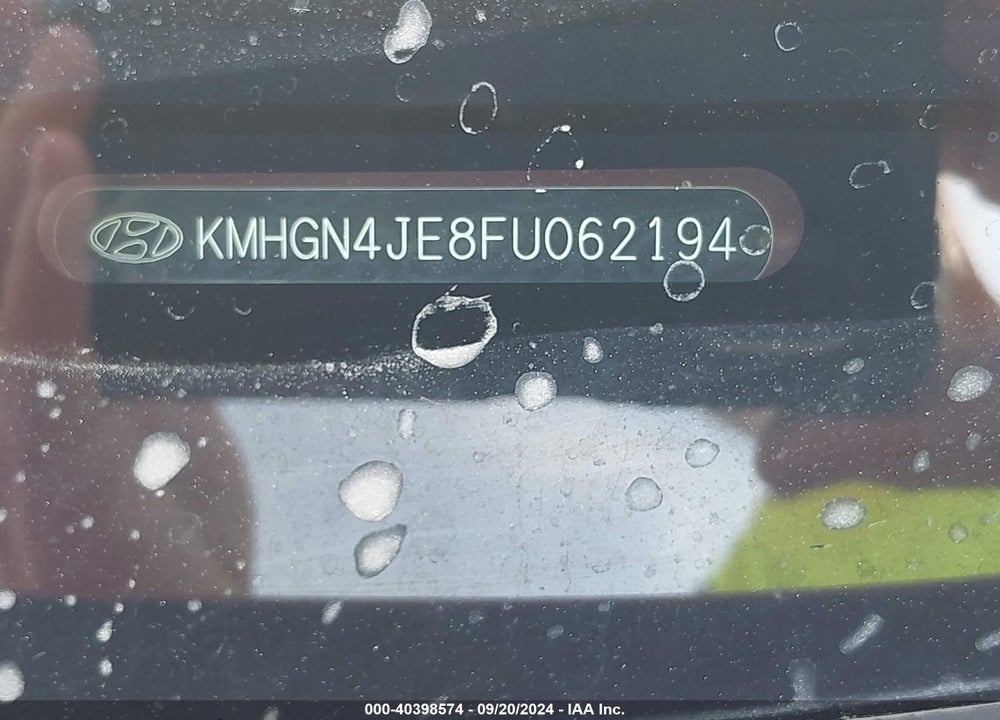 2015 HYUNDAI GENESIS 3.8 VIN: KMHGN4JE8FU062194
