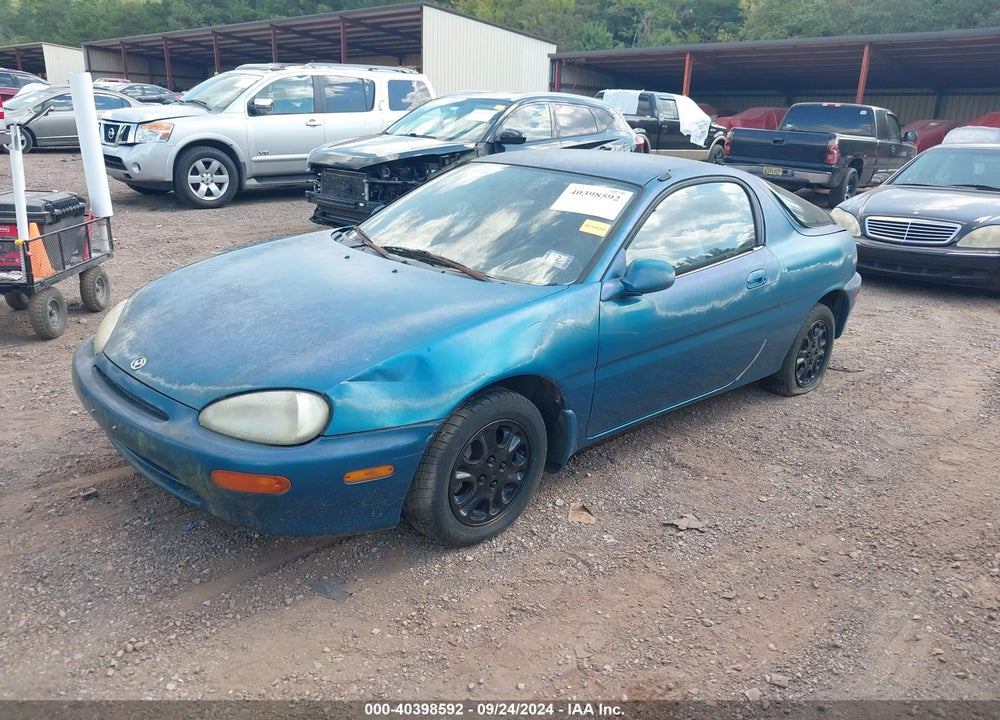 1992 MAZDA MX-3 VIN: JM1EC4317N0104582