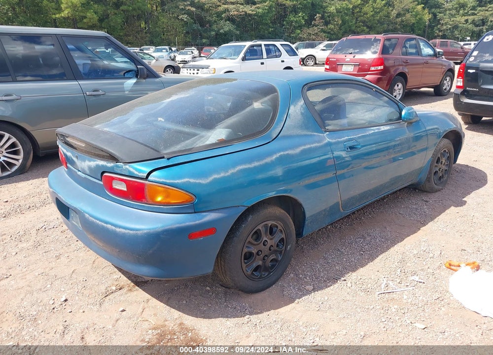 1992 MAZDA MX-3 VIN: JM1EC4317N0104582