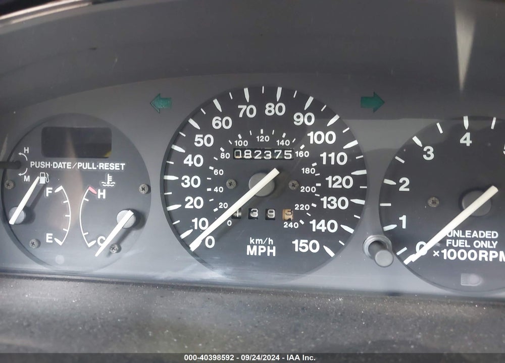 1992 MAZDA MX-3 VIN: JM1EC4317N0104582
