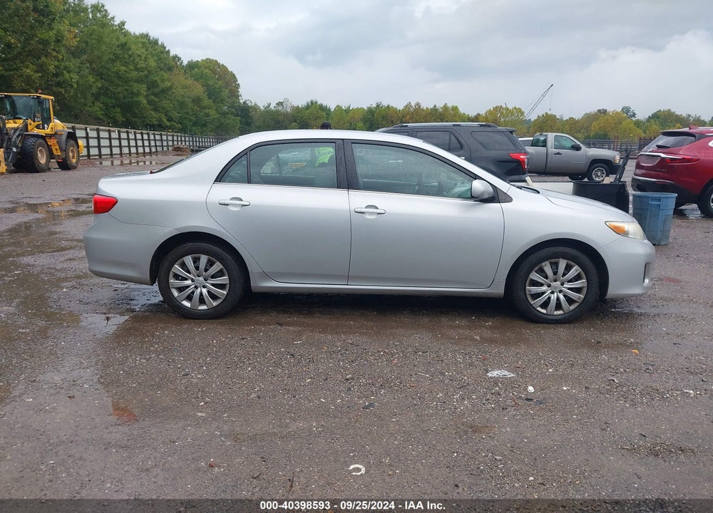 2013 TOYOTA COROLLA LE VIN: 2T1BU4EE7DC025272