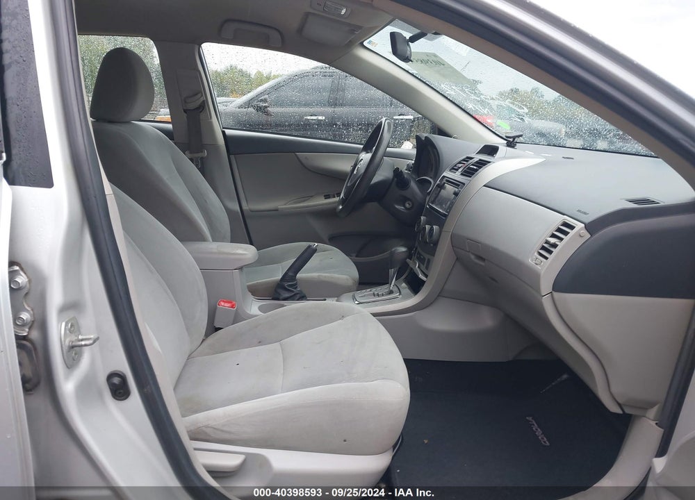 2013 TOYOTA COROLLA LE VIN: 2T1BU4EE7DC025272