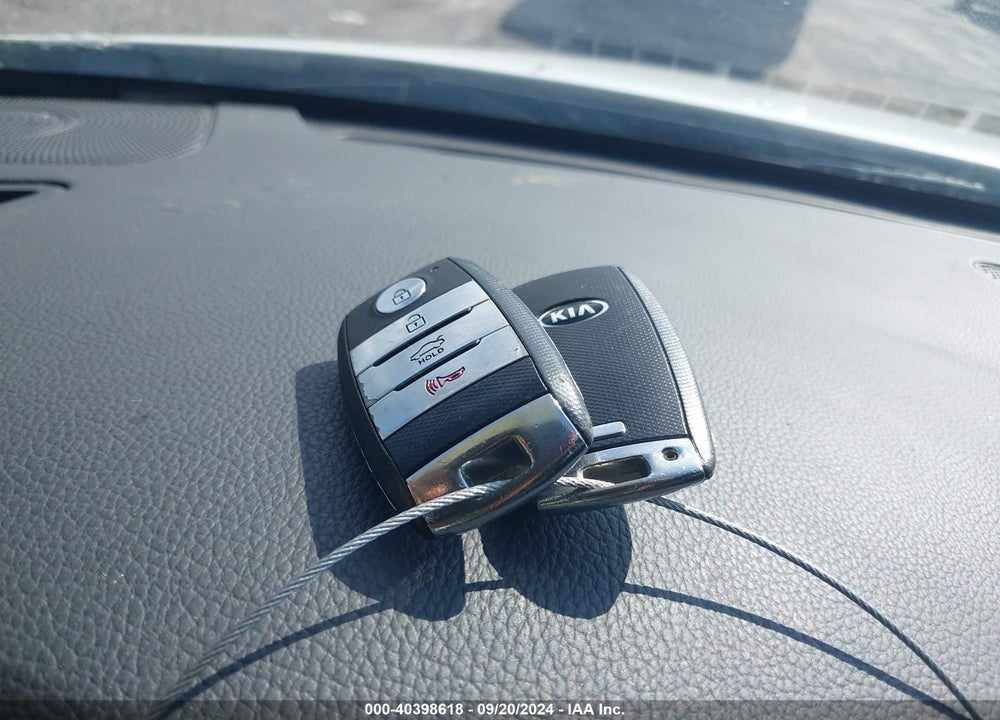 2015 KIA OPTIMA SXL TURBO VIN: 5XXGR4A66FG379852