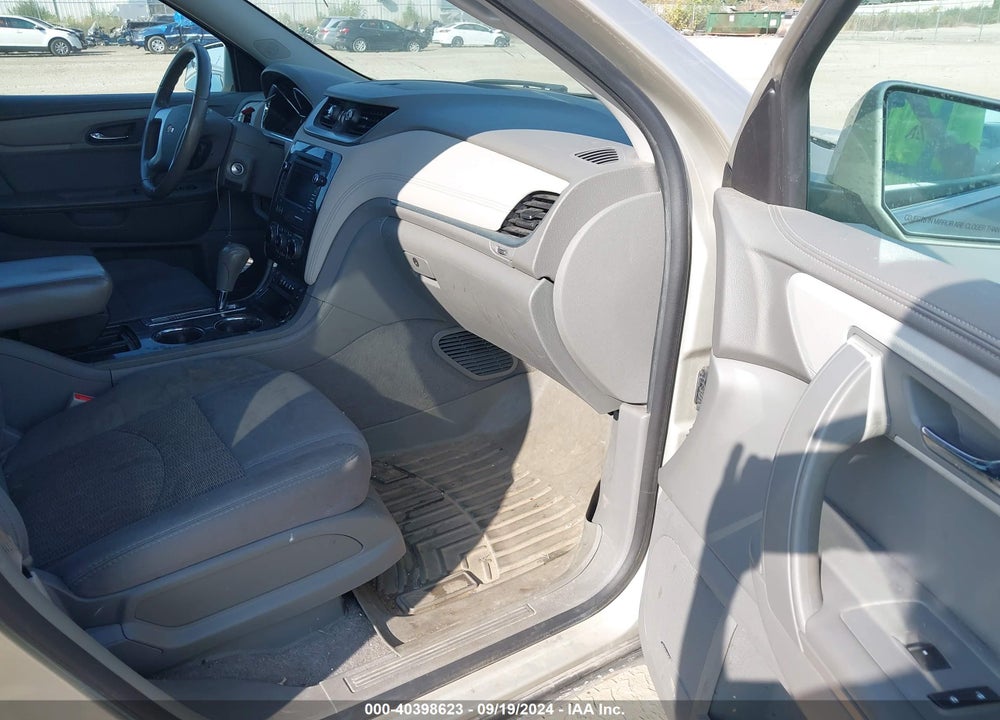 2014 CHEVROLET TRAVERSE 1LT VIN: 1GNKRGKD0EJ236972