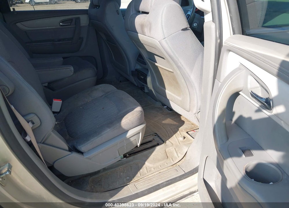 2014 CHEVROLET TRAVERSE 1LT VIN: 1GNKRGKD0EJ236972