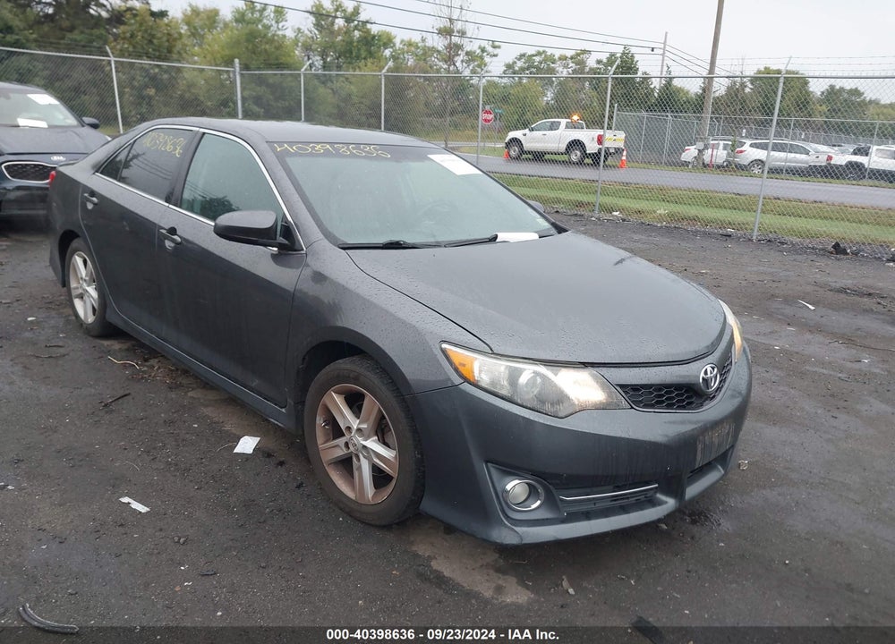 2013 TOYOTA CAMRY SE VIN: 4T1BF1FK4DU219849