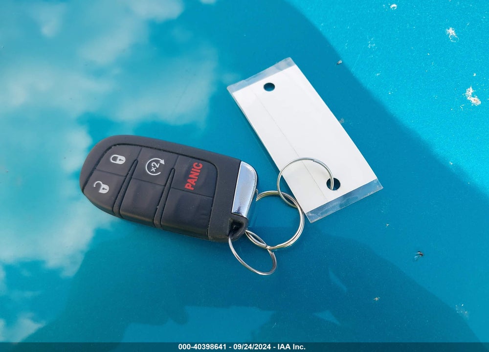2021 JEEP RENEGADE LATITUDE FWD VIN: ZACNJCBB7MPM52107