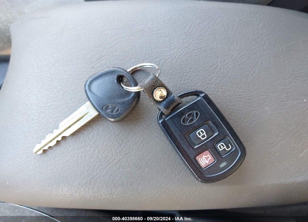 2004 HYUNDAI SANTA FE GLS VIN: KM8SC13D74U836824