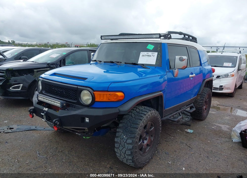 2007 TOYOTA FJ CRUISER VIN: JTEZU11F670007108