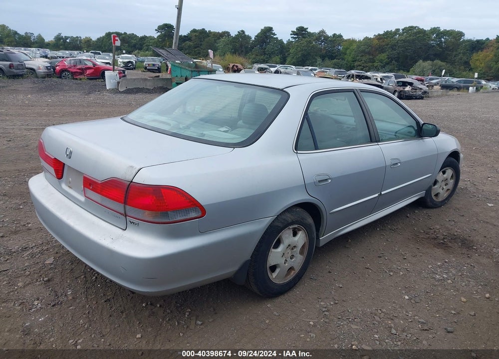 2002 HONDA ACCORD 3.0 EX VIN: 1HGCG16562A056413