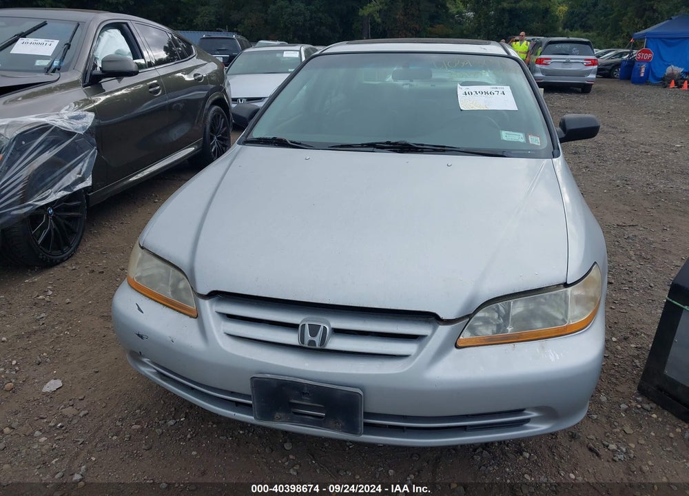 2002 HONDA ACCORD 3.0 EX VIN: 1HGCG16562A056413