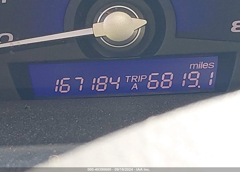 2009 HONDA CIVIC LX VIN: 19XFA16529E006564