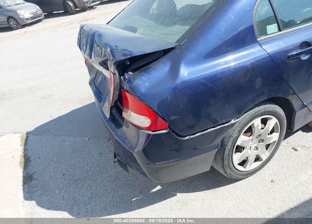 2009 HONDA CIVIC LX VIN: 19XFA16529E006564