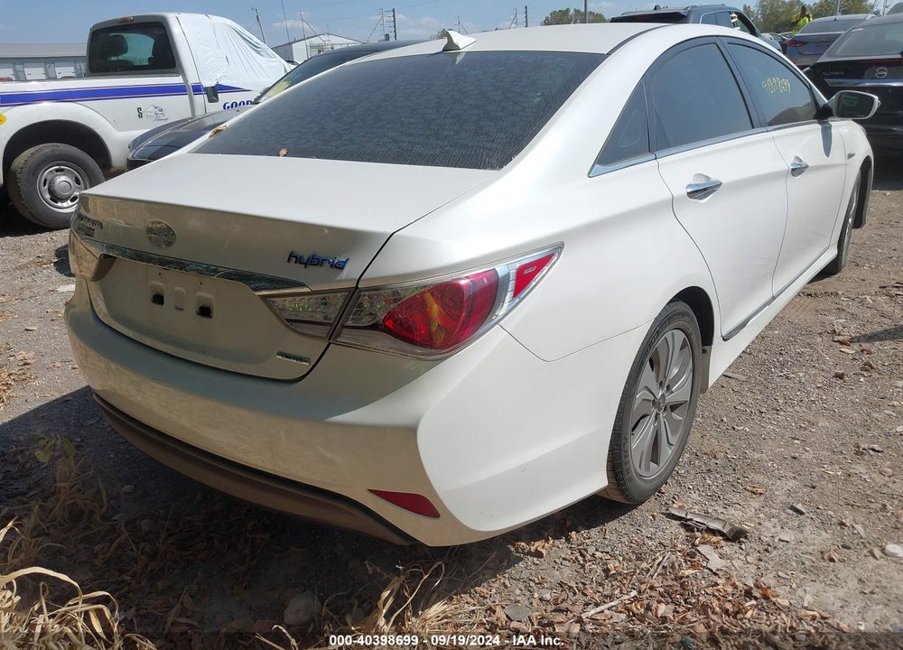 2014 HYUNDAI SONATA HYBRID LIMITED VIN: KMHEC4A49EA112623