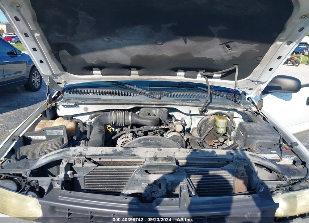 2001 CHEVROLET SILVERADO 1500 VIN: 2GCEC19W211106661