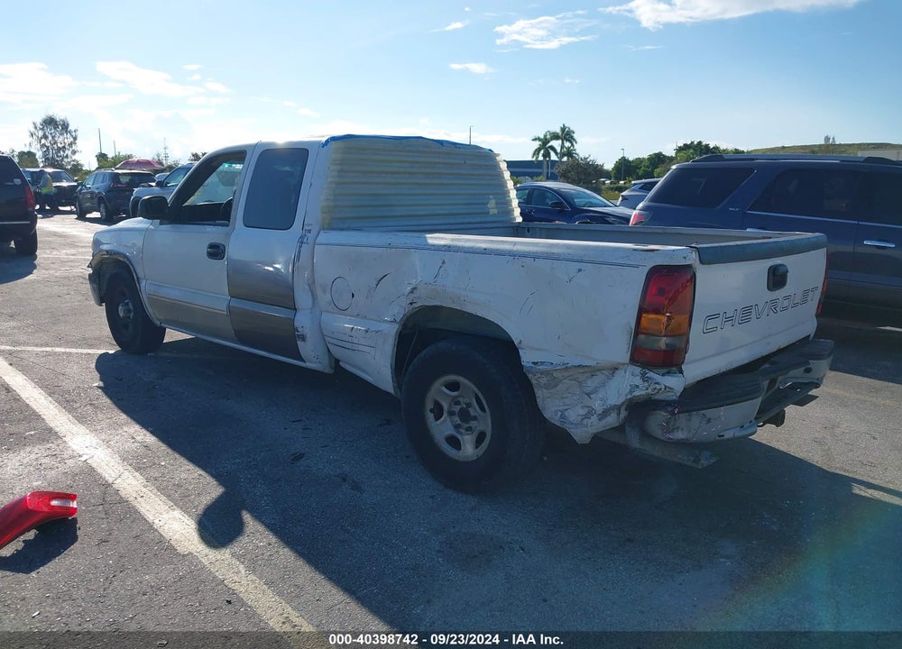 2001 CHEVROLET SILVERADO 1500 VIN: 2GCEC19W211106661