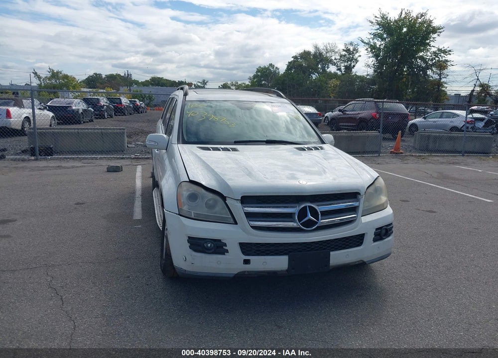 2008 MERCEDES-BENZ GL 450 4MATIC VIN: 4JGBF71E88A395847