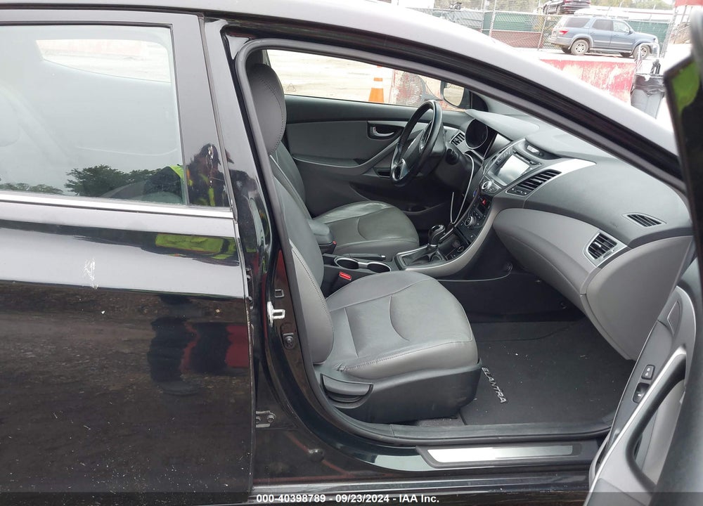 2014 HYUNDAI ELANTRA LIMITED VIN: 5NPDH4AE3EH470786