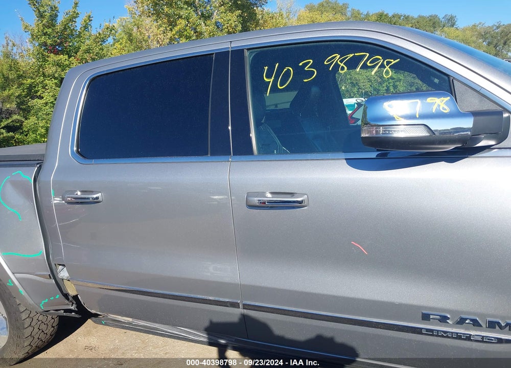 2019 RAM 1500 LIMITED 4X4 5'7 BOX VIN: 1C6SRFHTXKN809311