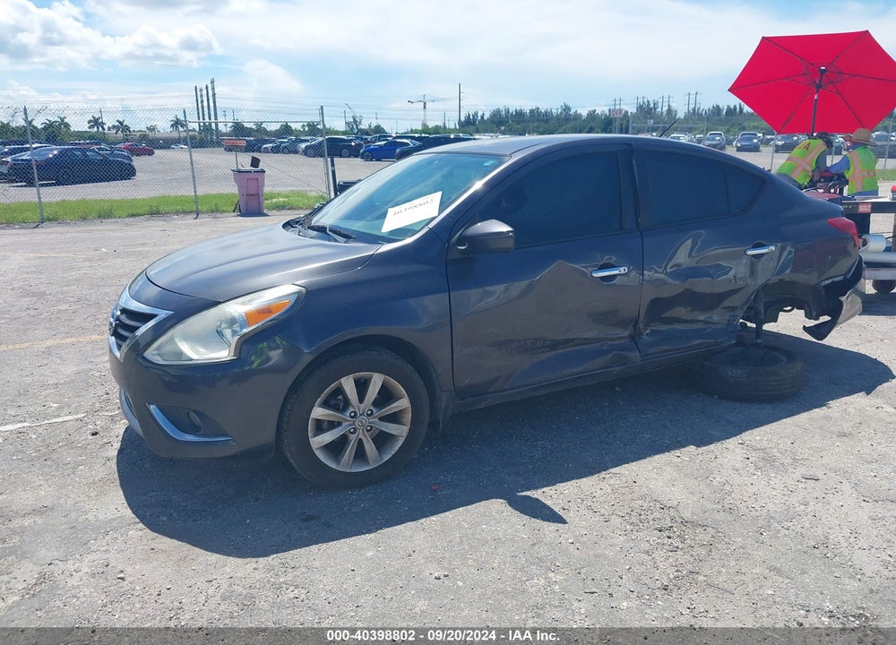 2015 NISSAN VERSA 1.6 SL VIN: 3N1CN7AP5FL820480
