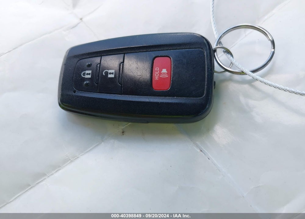 2017 TOYOTA PRIUS THREE VIN: JTDKARFU1H3544571