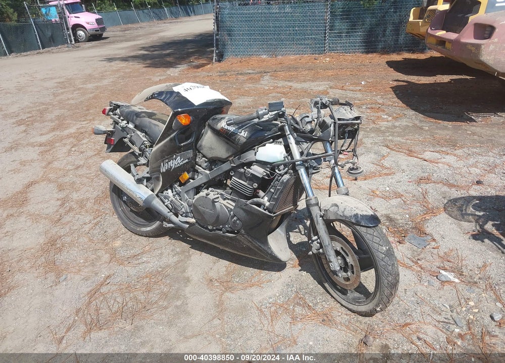 2009 KAWASAKI EX500 D VIN: JKAEXVD139A115162