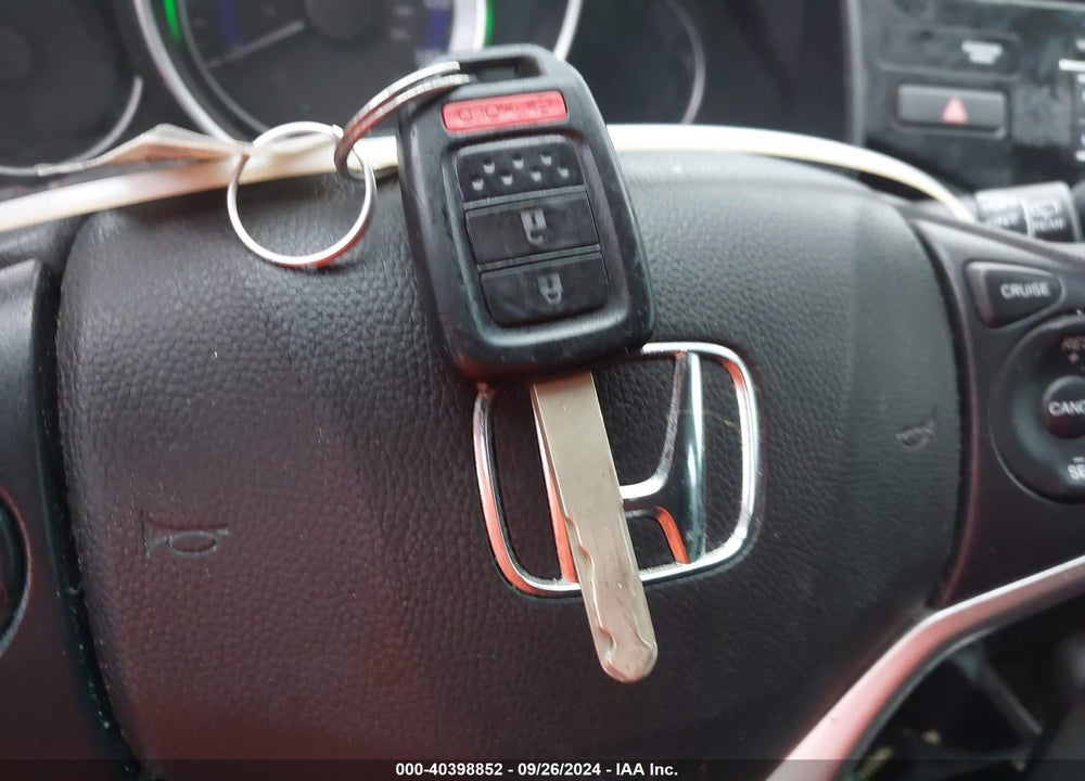 2019 HONDA FIT LX VIN: 3HGGK5H46KM747908