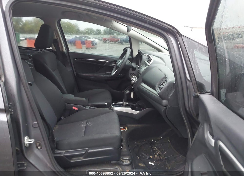 2019 HONDA FIT LX VIN: 3HGGK5H46KM747908