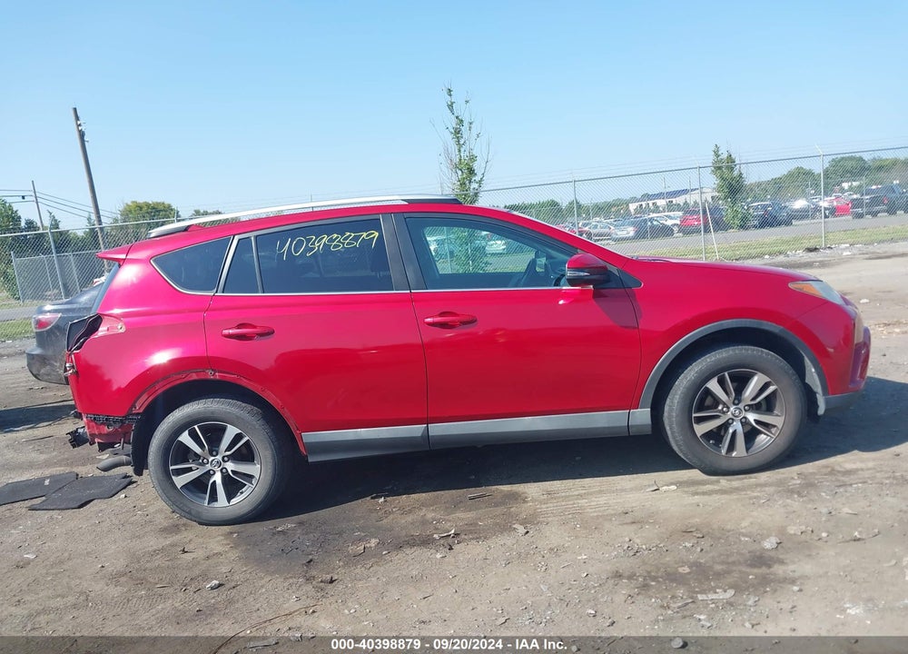 2016 TOYOTA RAV4 XLE VIN: 2T3RFREV9GW444921
